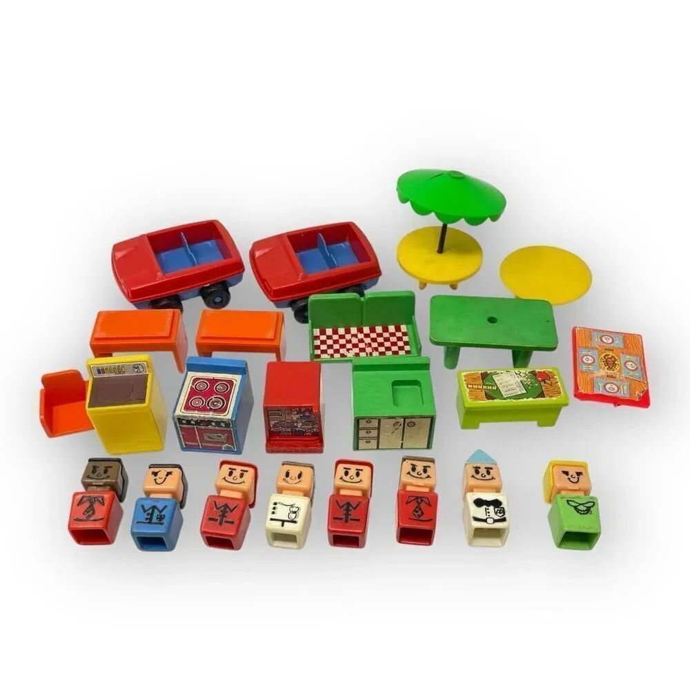 Vintage Playskool 1974 Blockhead Square Little People Familiar Places Lot 23 Pcs